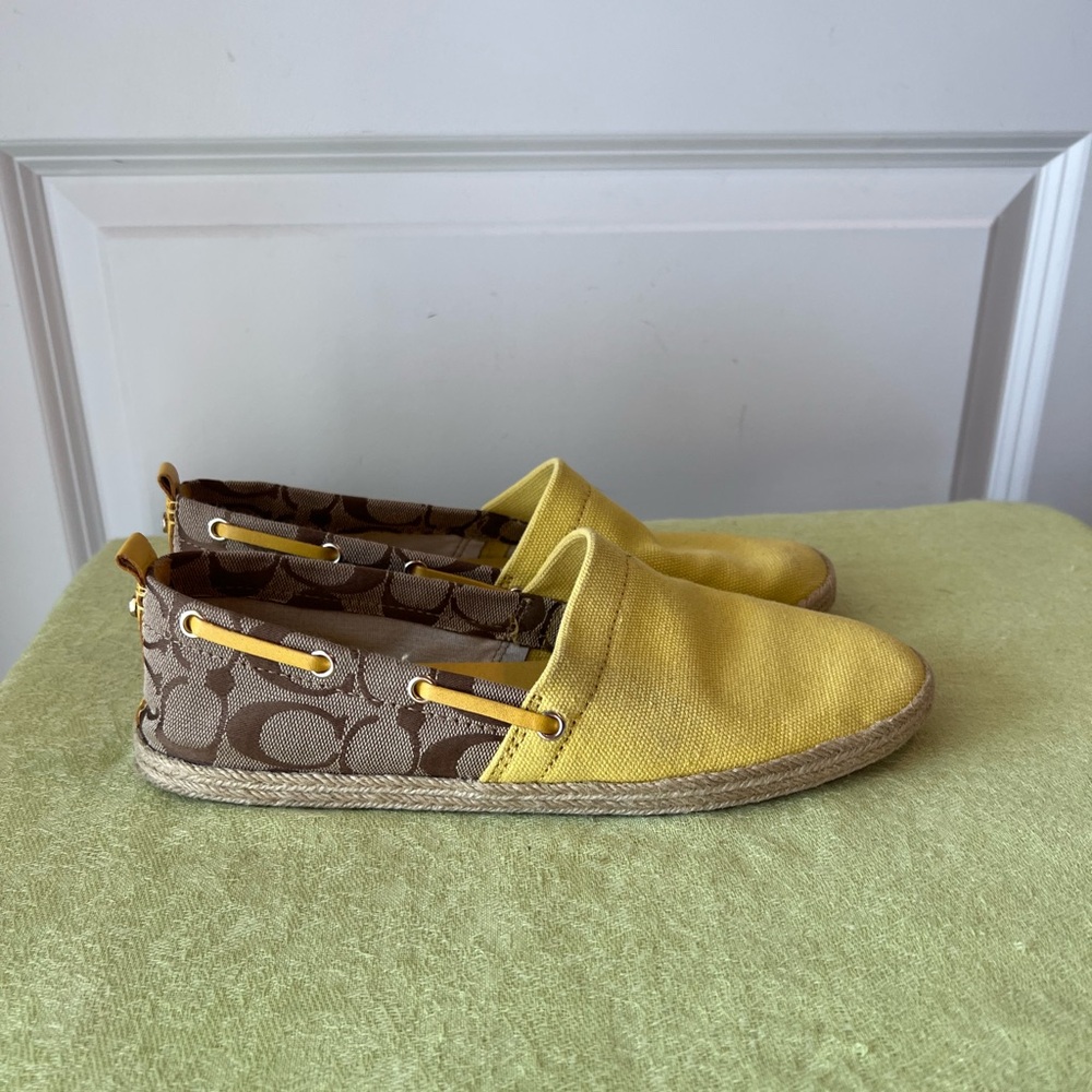 Coach Mellow Brown and Tan Espadrille Flats. Size 8